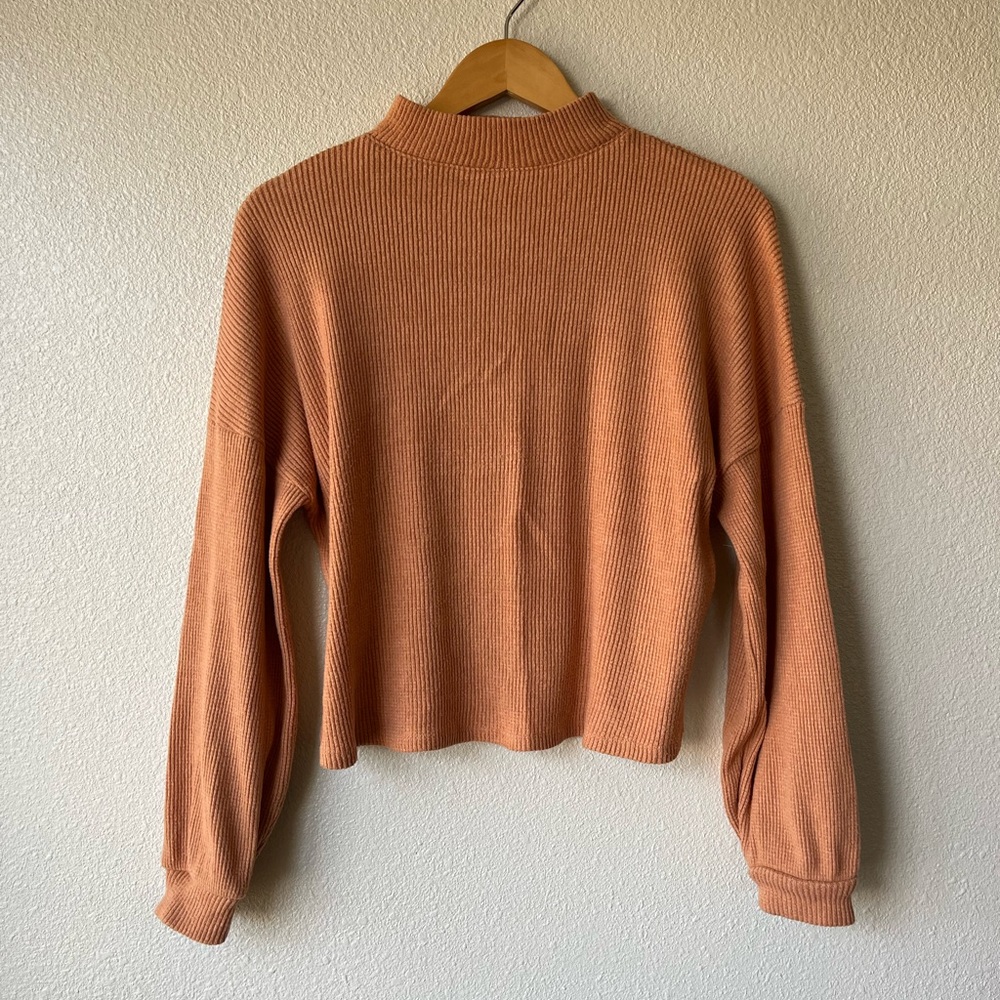Soft peach balloon long sleeve (Large)